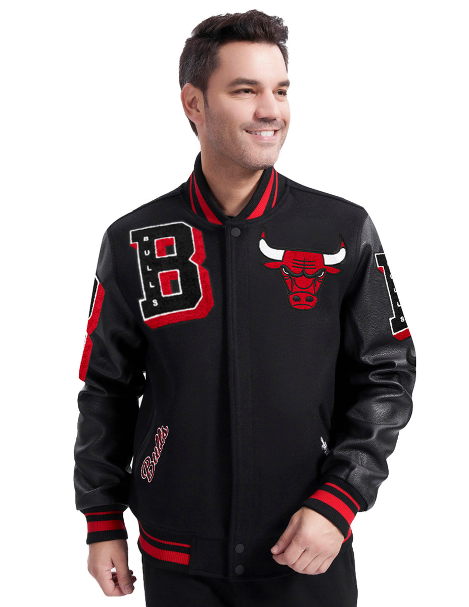 Pro Standard NBA Chicago Bulls Mashup Varsity Jacket - Men's