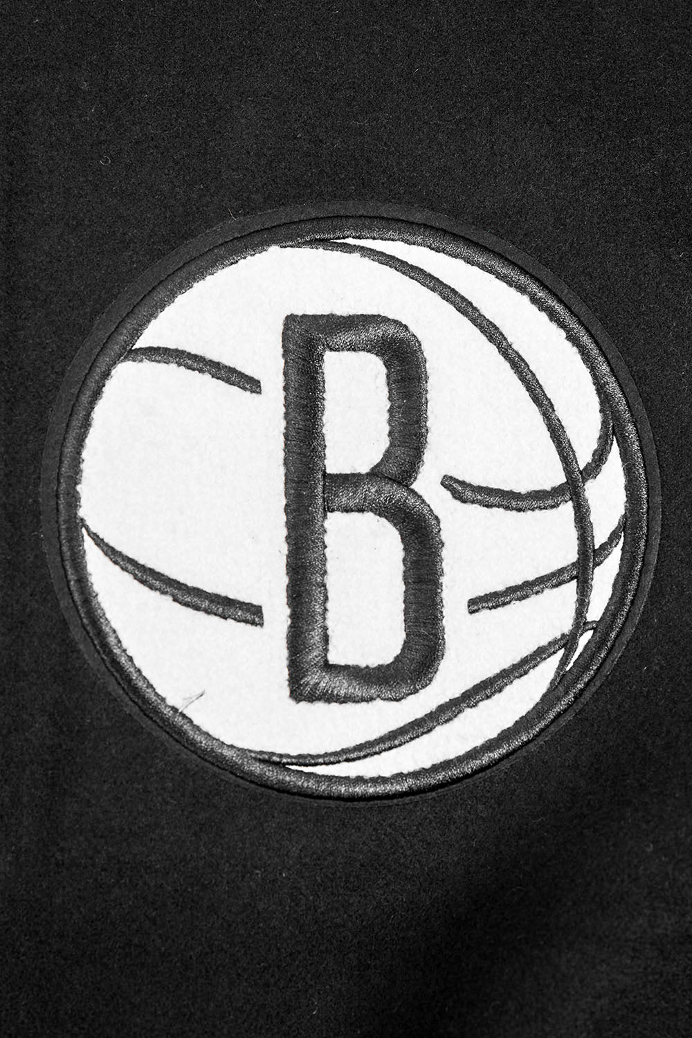 NBA BROOKLYN NETS SCRIPT TAIL MEN'S RIB WOOL VARSITY (BLACK/GRAY) – Pro ...