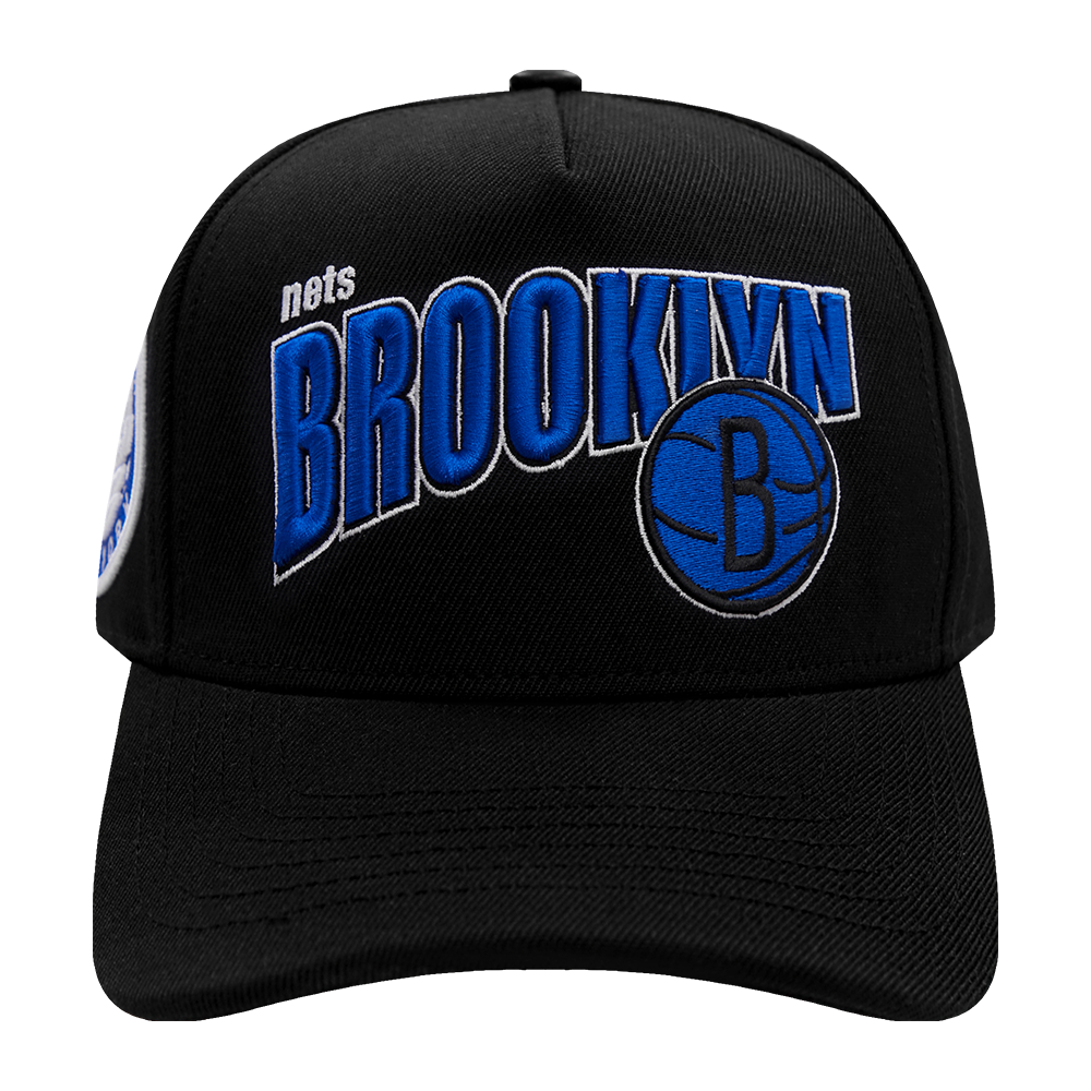 BROOKLYN NETS ROYALTY PINCH FRONT CURVED BRIM SNAPBACK HAT (BLACK)