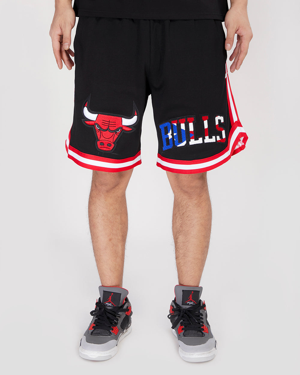 Mitchell & Ness Chicago Bulls Basketball Shorts Black Red