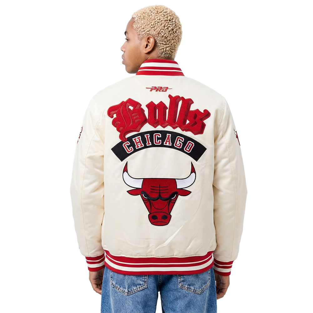 NBA CHICAGO BULLS BEST OF MEN'S RIB SATIN JACKET (EGGSHELL/ RED)