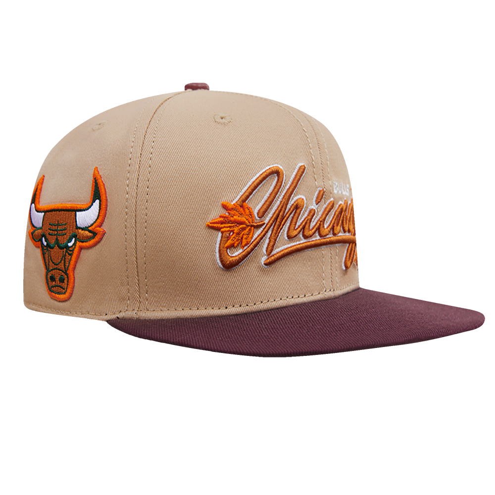 NBA CHICAGO BULLS AUTUMN BREEZE 2 TONE WOOL UNISEX SNAPBACK HAT (KHAKI/WINE)