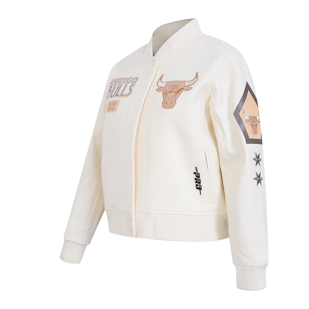 NBA CHICAGO BULLS CITY EDITION 24-25 WOMEN'S WOOL VARSITY JACKET (EGGSHELL)