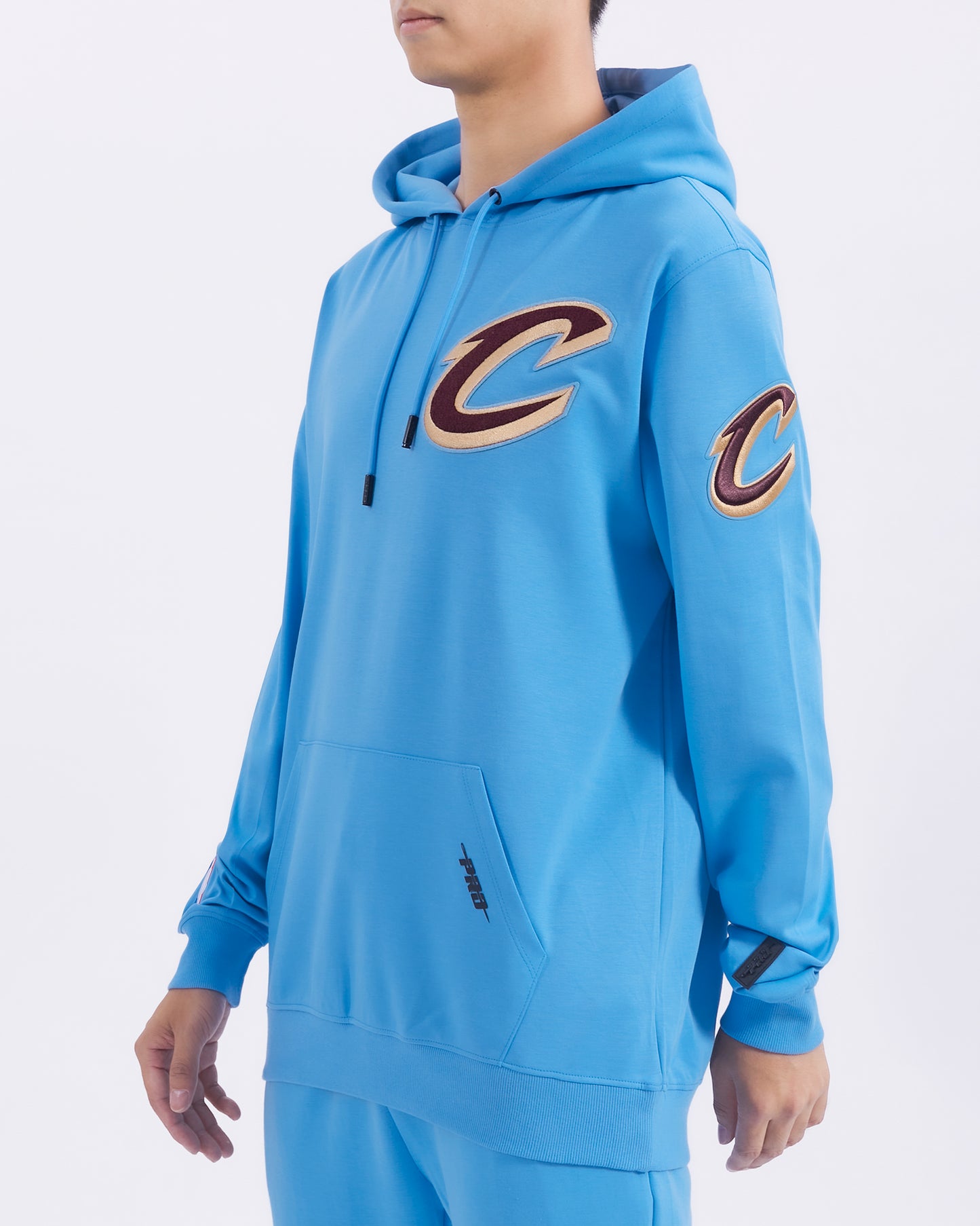 NBA CLEVELAND CAVALIERS CLASSIC CHENILLE MEN'S DK PO HOODIE (UNIVERSITY BLUE)