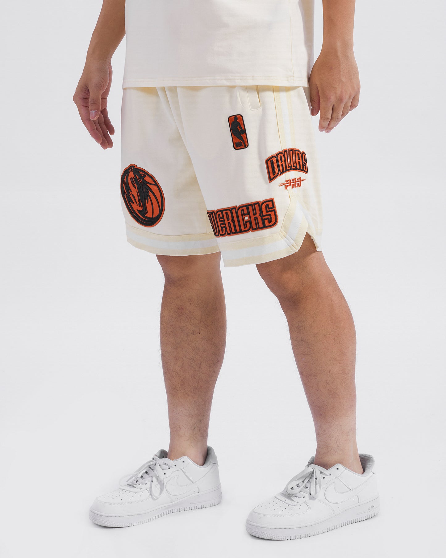 NBA DALLAS MAVERICKS NBA TONAL MEN'S DK SHORT (EGGSHELL)