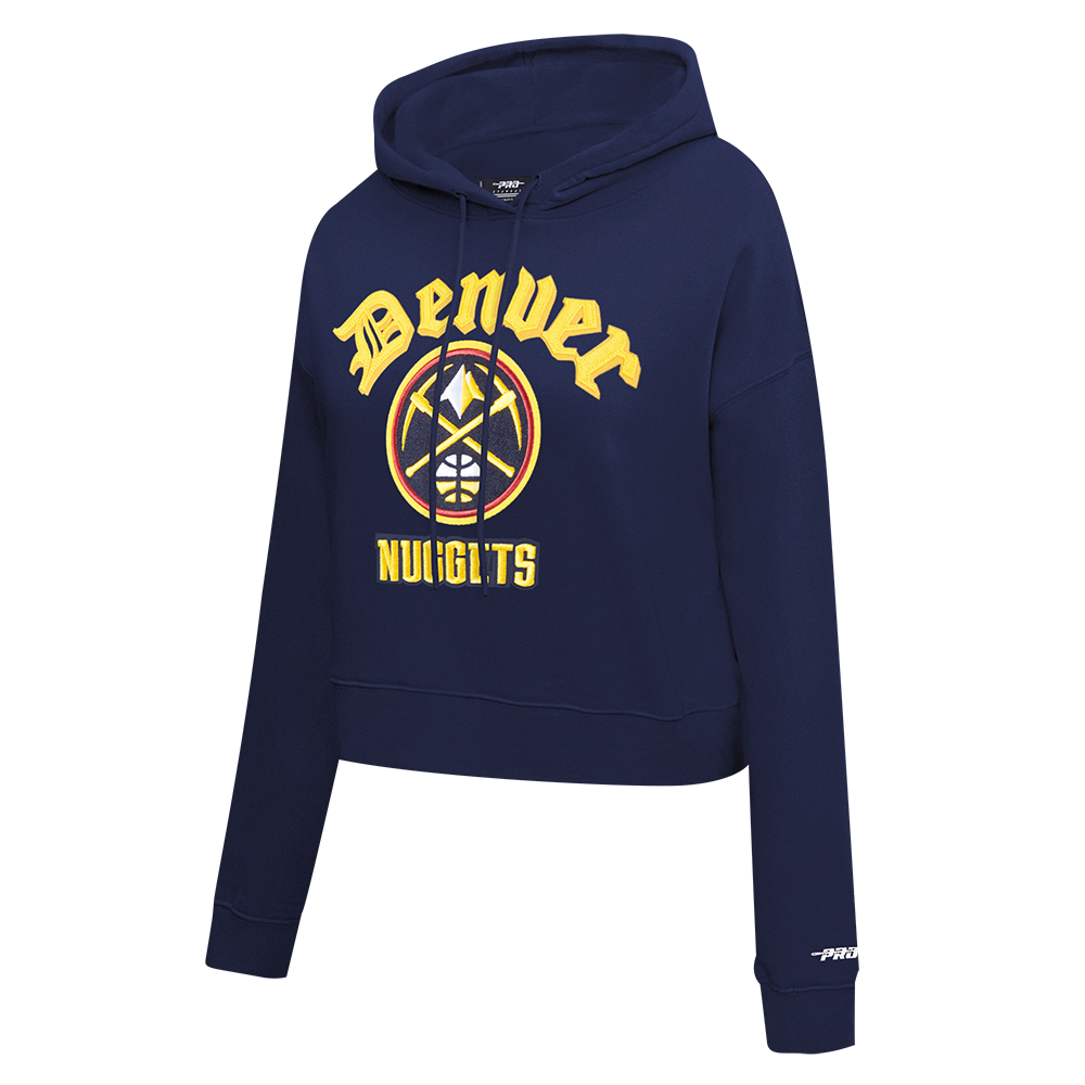 NBA DENVER NUGGETS OLD ENGLISH WOMEN'S FLC CROPPED PO HOODIE (MIDNIGHT NAVY)
