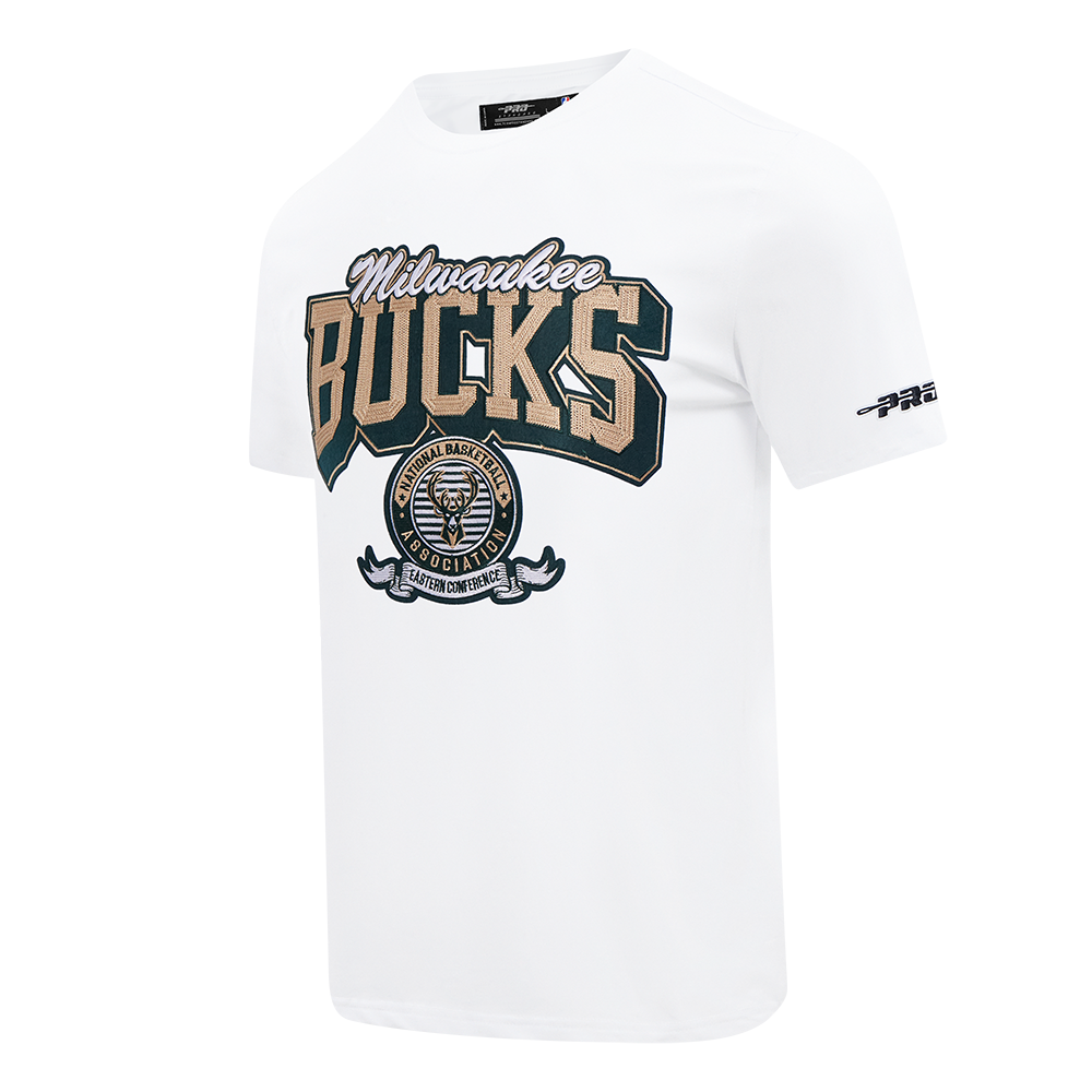 NBA MILWAUKEE BUCKS TEAM BADGE MEN'S WM SJ TEE (WHITE)