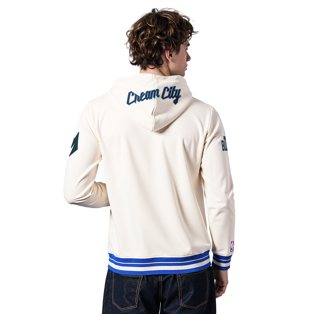 NBA MILWAUKEE BUCKS CITY EDITION 25-26 MEN'S RIB FLC PO HOODIE (EGGSHELL/ ROYAL BLUE)