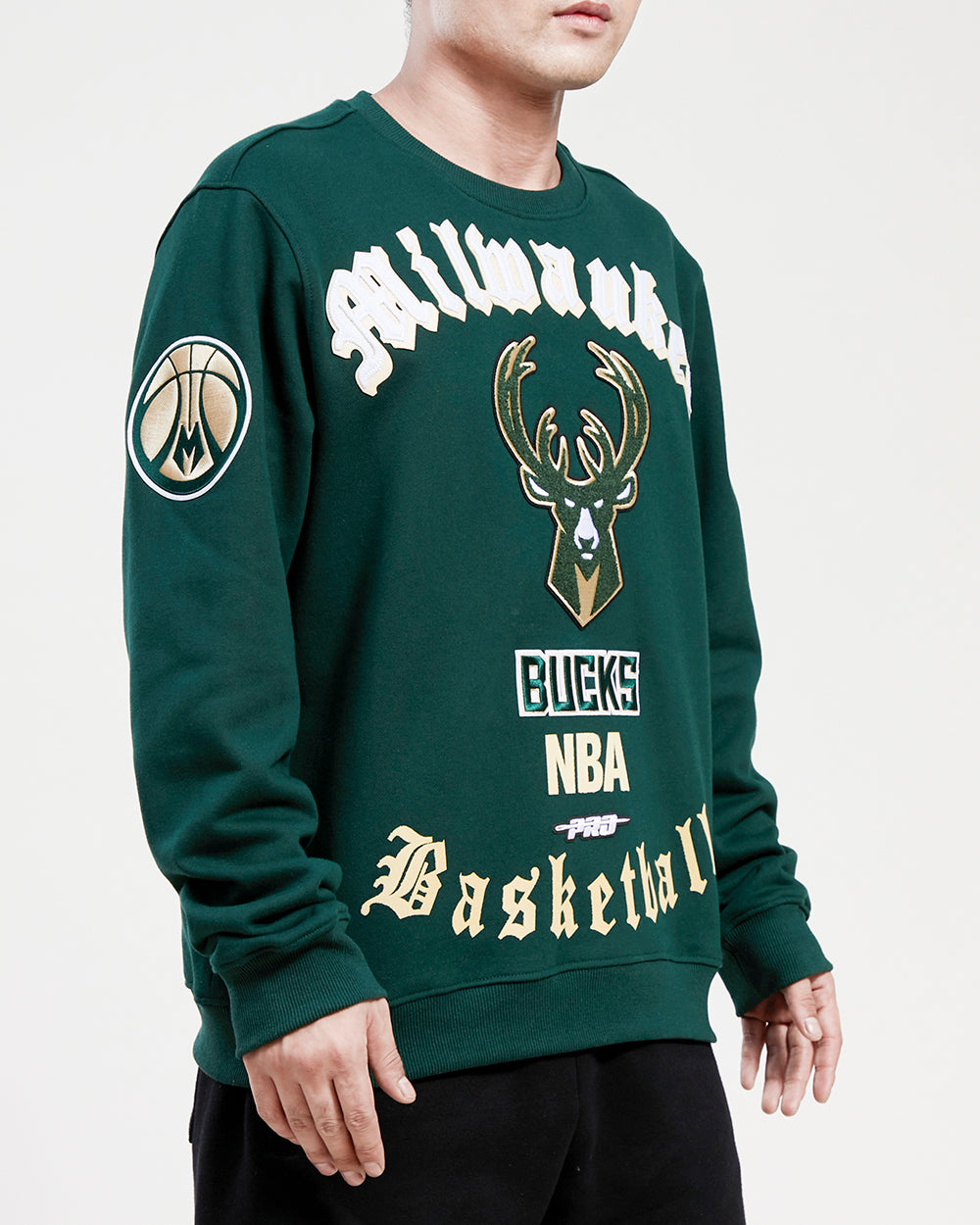 Bucks crewneck online sweatshirt