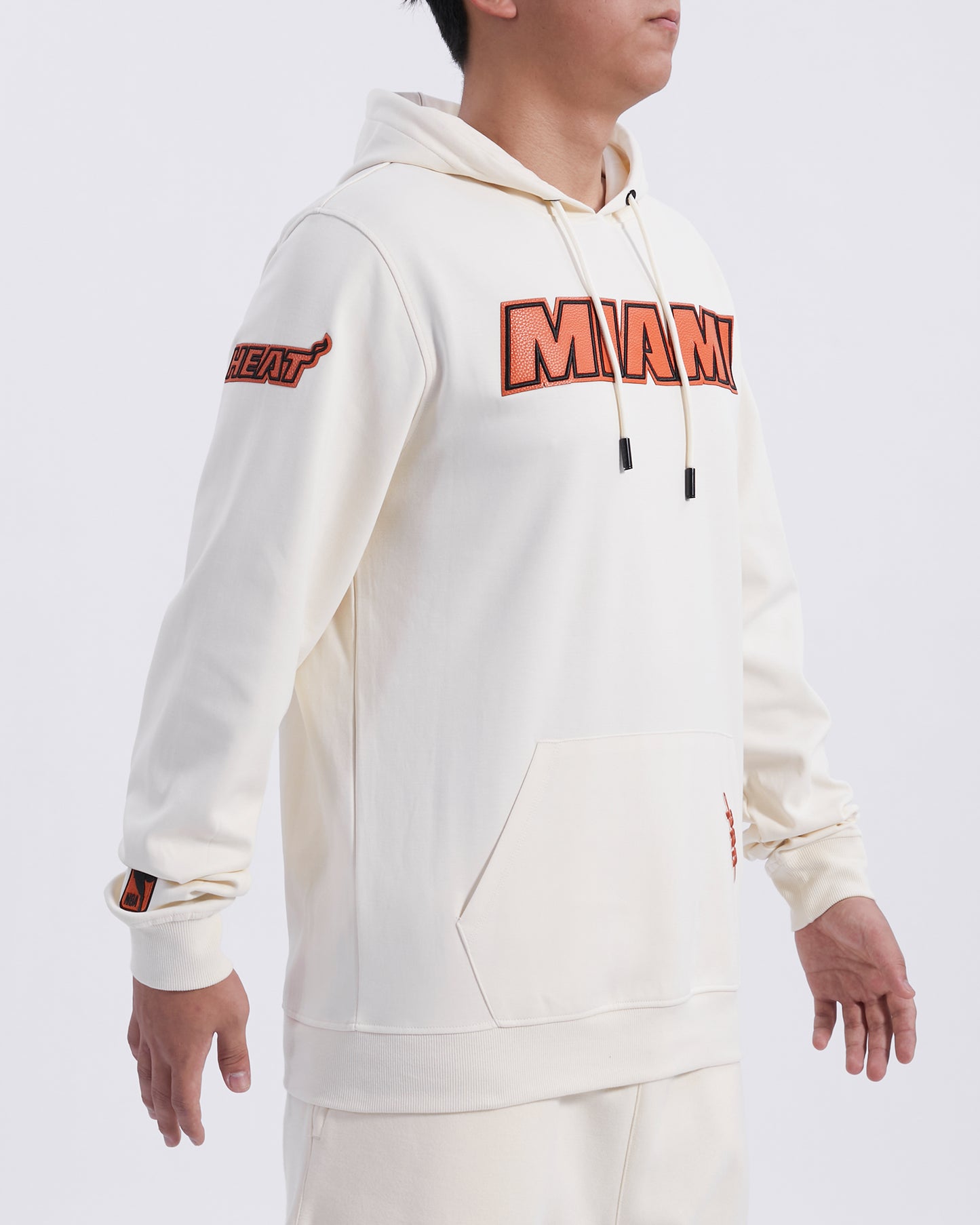 NBA MIAMI HEAT NBA TONAL MEN'S DK PO HOODIE (EGGSHELL)