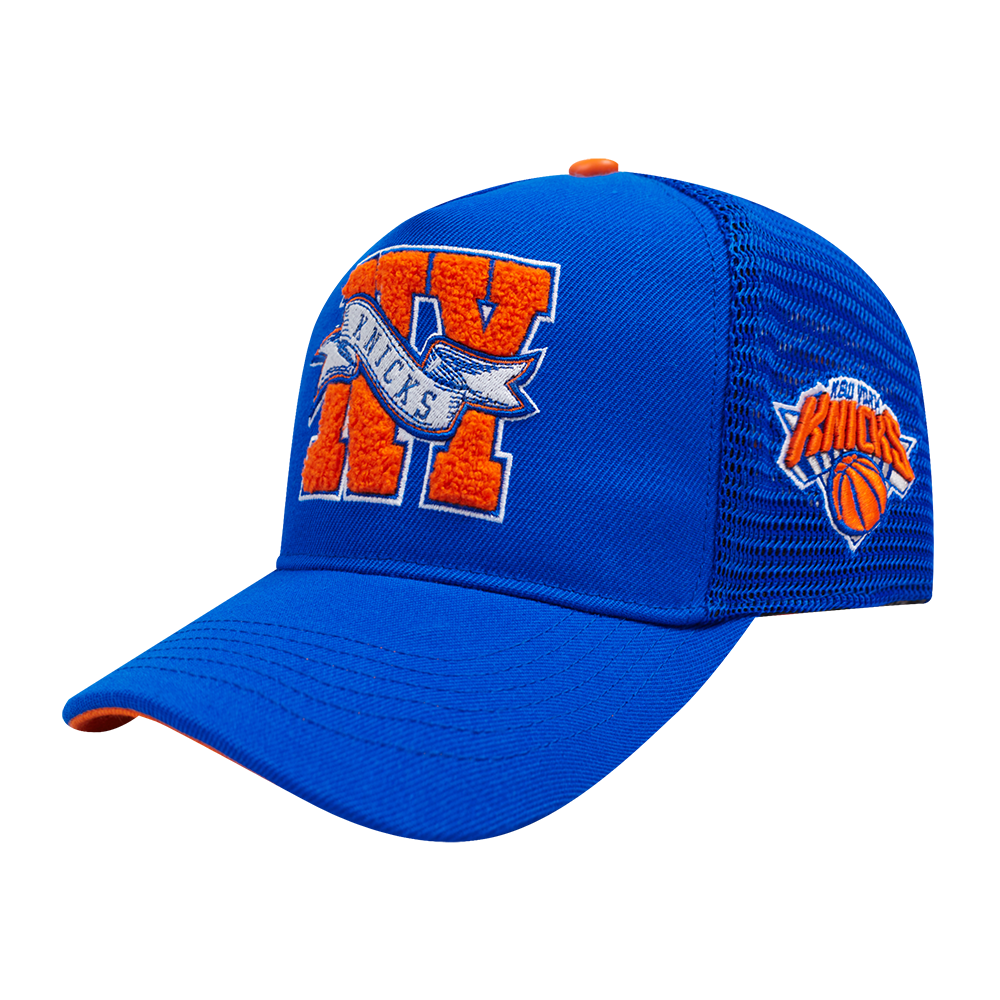 NBA NEW YORK KNICKS TEAM PENNANTS MEN'S PINCH FRONT TRUCKER SNAPBACK (ROYAL BLUE)