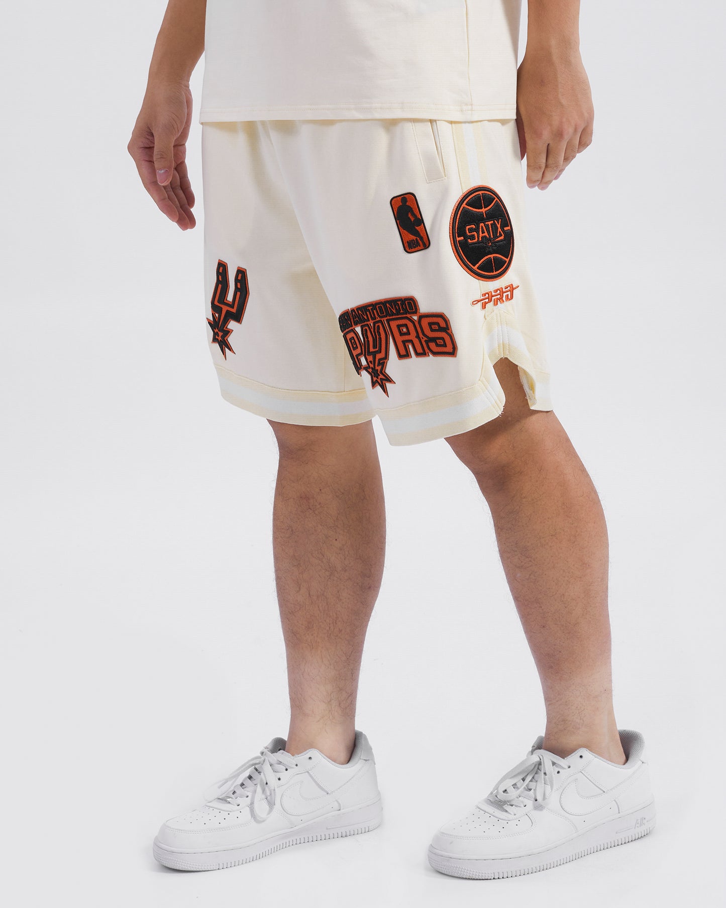 NBA SAN ANTONIO SPURS NBA TONAL MEN'S DK SHORT (EGGSHELL)