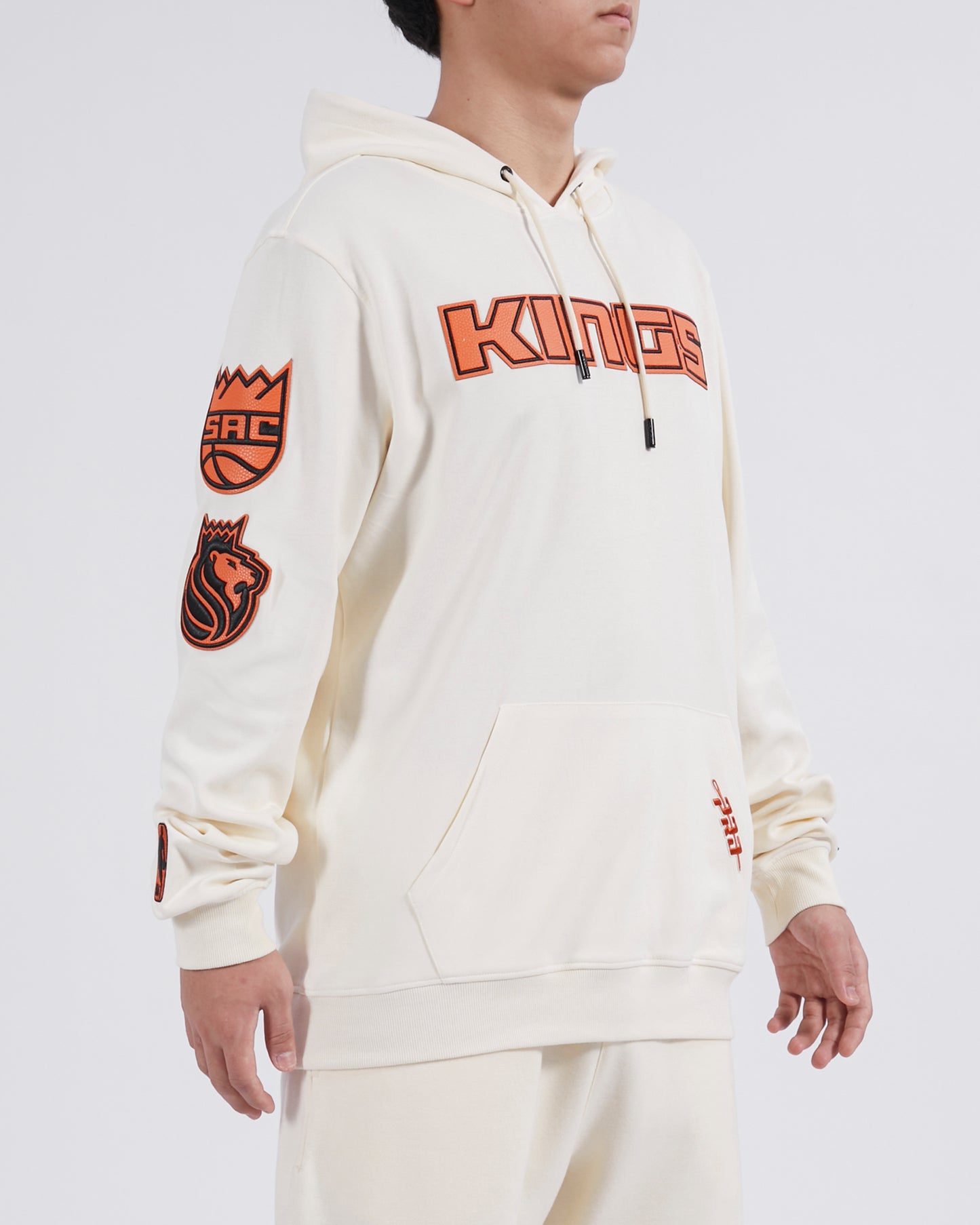 NBA SACRAMENTO KINGS NBA TONAL MEN'S DK PO HOODIE (EGGSHELL)