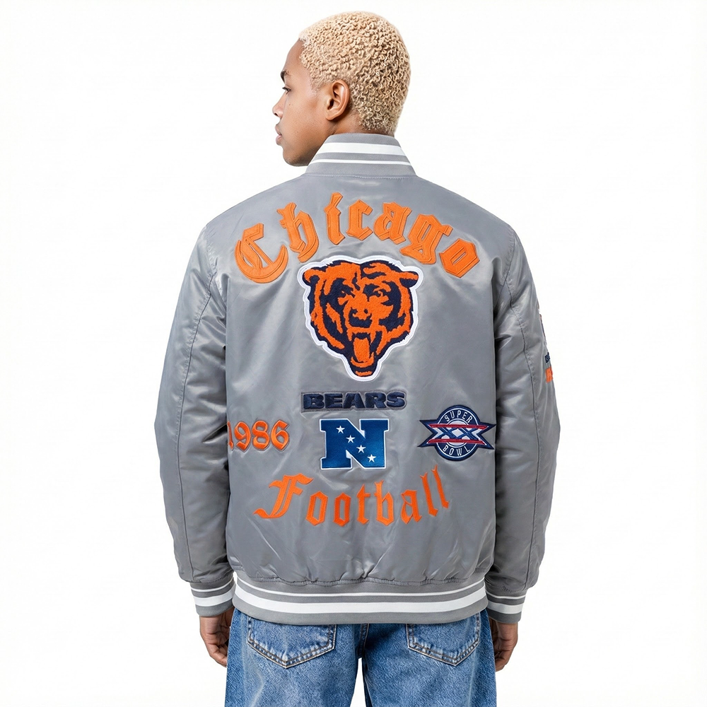 NFL CHICAGO BEARS OLD ENGLISH MEN'S RIB SATIN JACKET (GRAY)