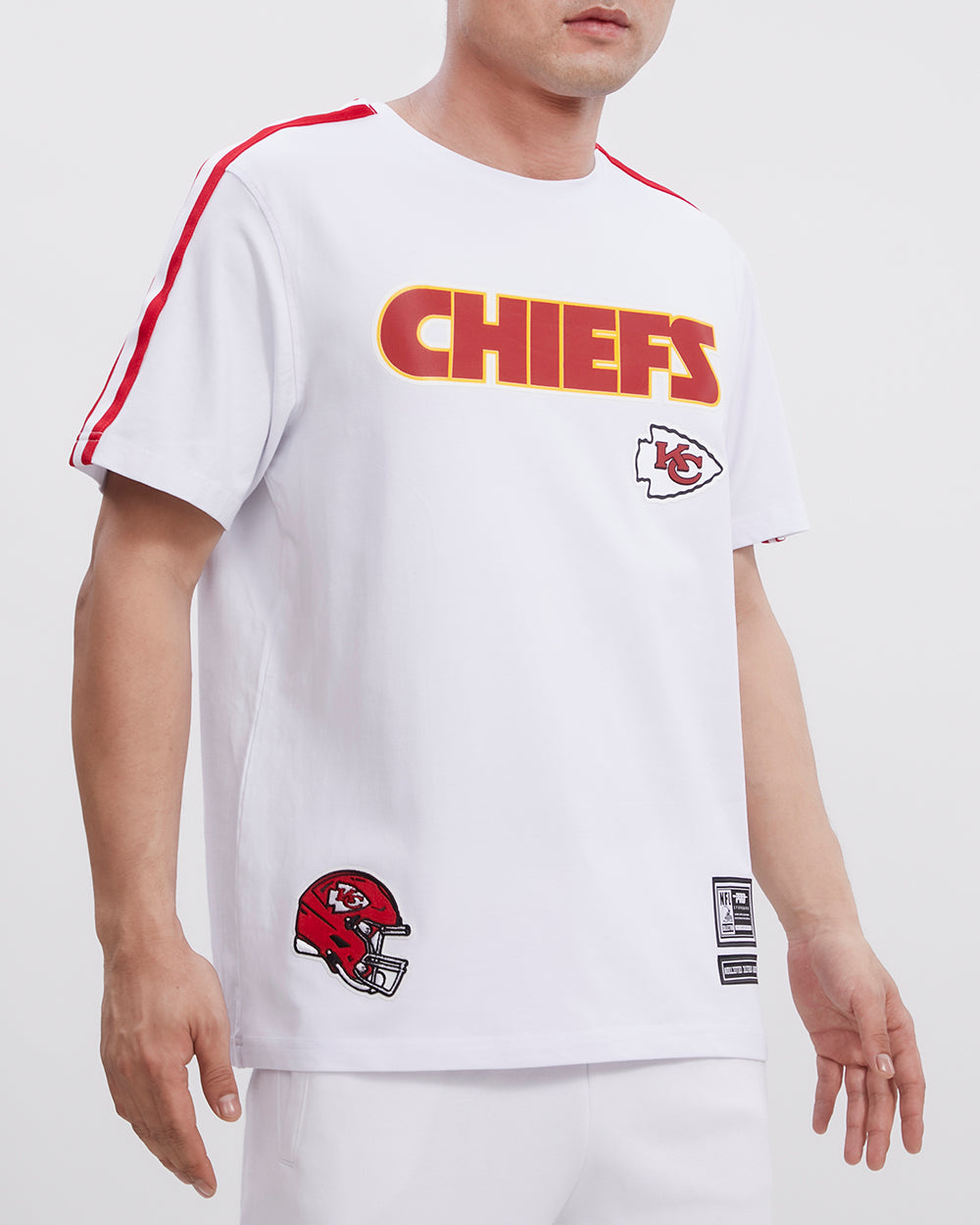Men's Pro Standard White Kansas City Chiefs Mesh Button-Up Shirt