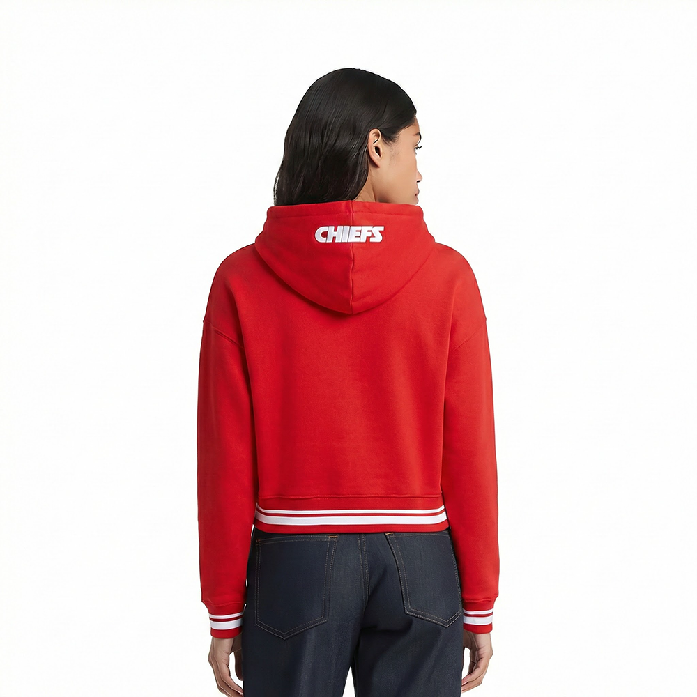 NFL KANSAS CITY CHIEFS SCRIPT TAIL WOMEN'S RIB FLEECE CROPPED PULLOVER HOODIE (RED)