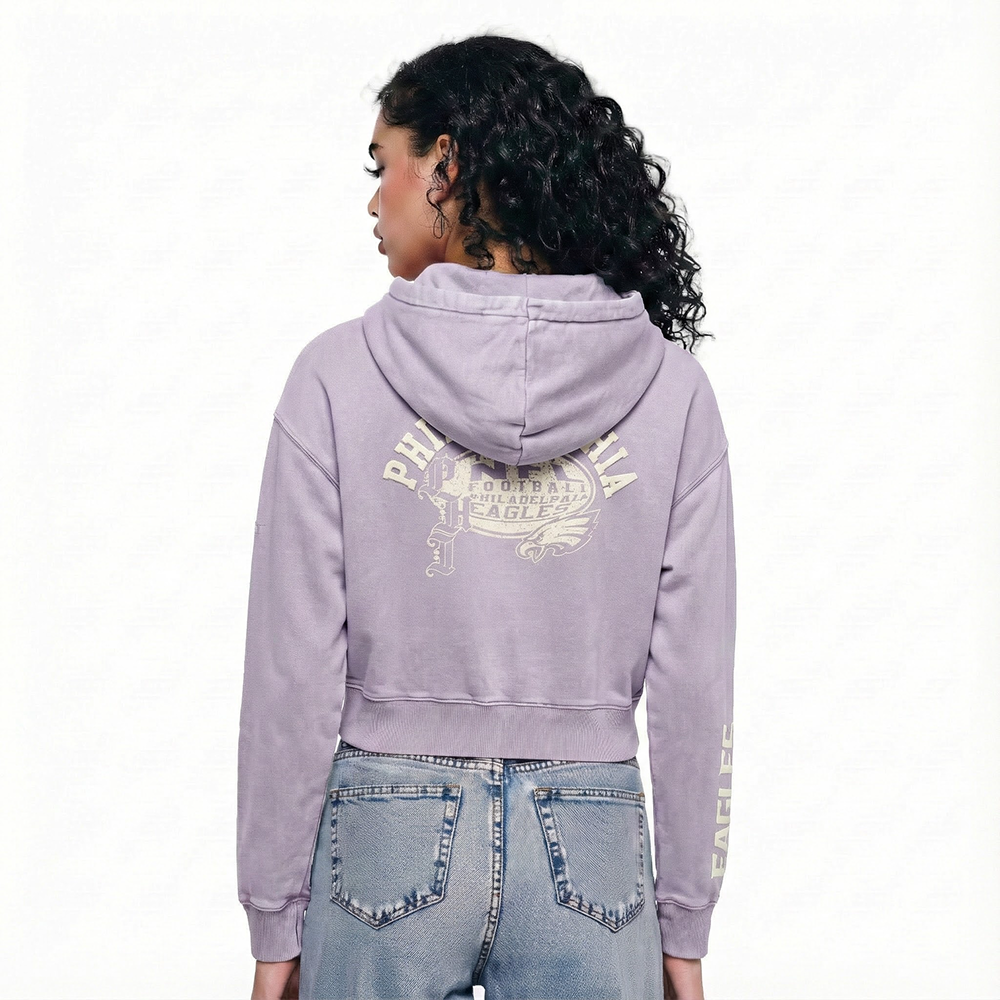 NFL PHILADELPHIA EAGLES STREET TEAM WOMEN'S ENZYME WASH FT CROPPED PO HOODIE (WASHED LILAC GRAY)