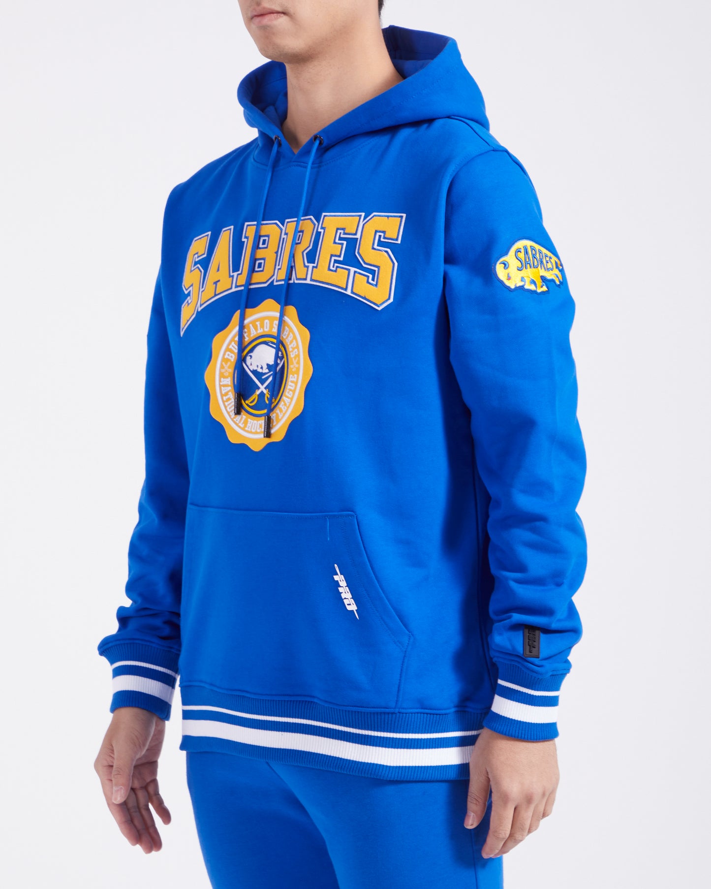 NHL BUFFALO SABRES CREST EMBLEM RIB FLC PO HOODIE (ROYAL BLUE)