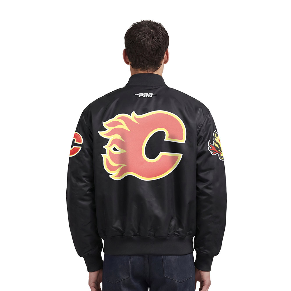 HCF660915-BLK-MODEL-2