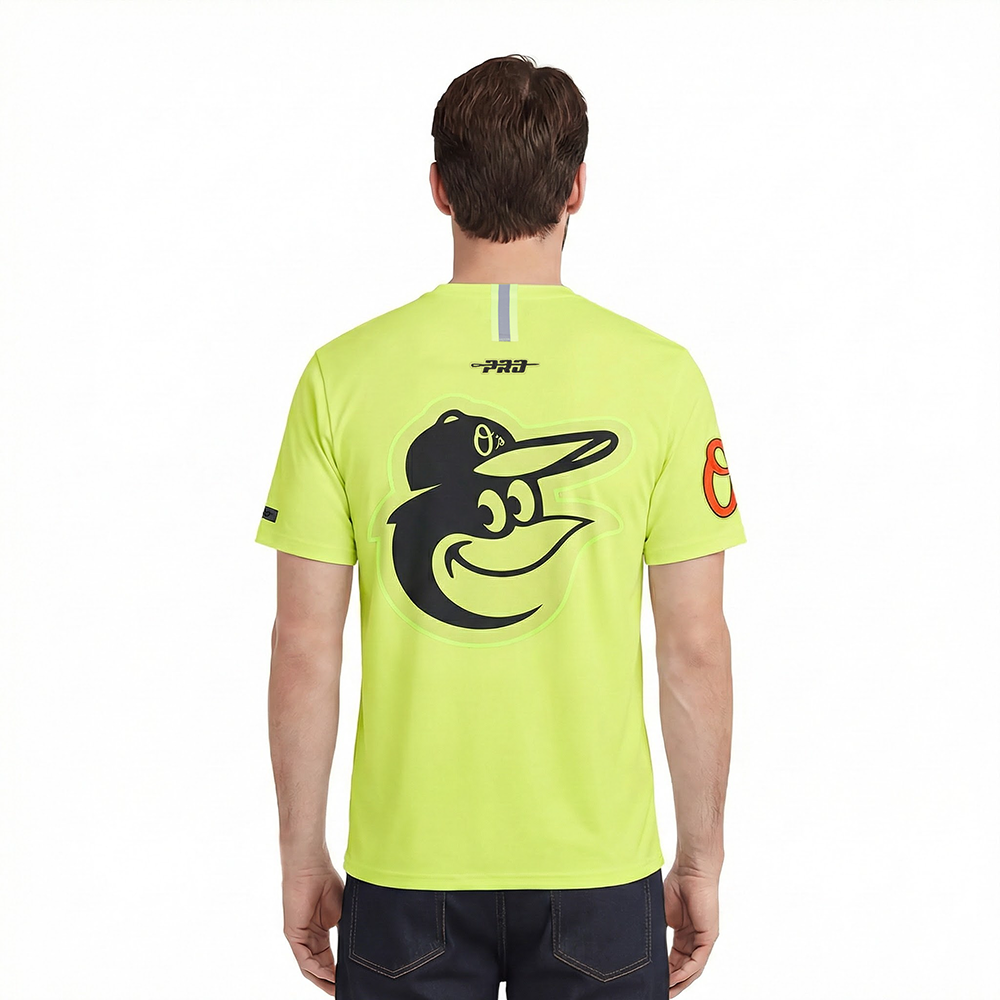 MLB BALTIMORE ORIOLES UNDER THE LIGHTS MEN'S SINGLE JERSEY TEE (HIGHLIGHTER YELLOW)
