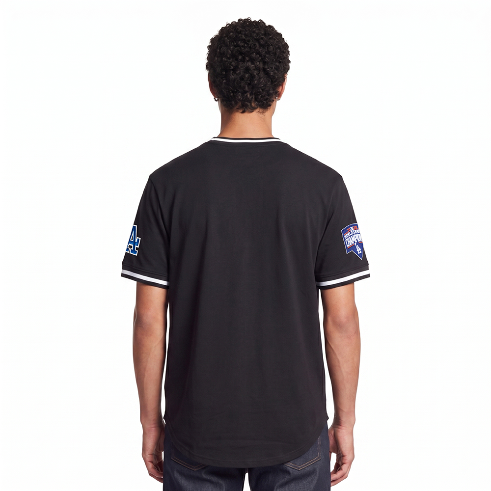 LLD131900-BLK-MODEL-2