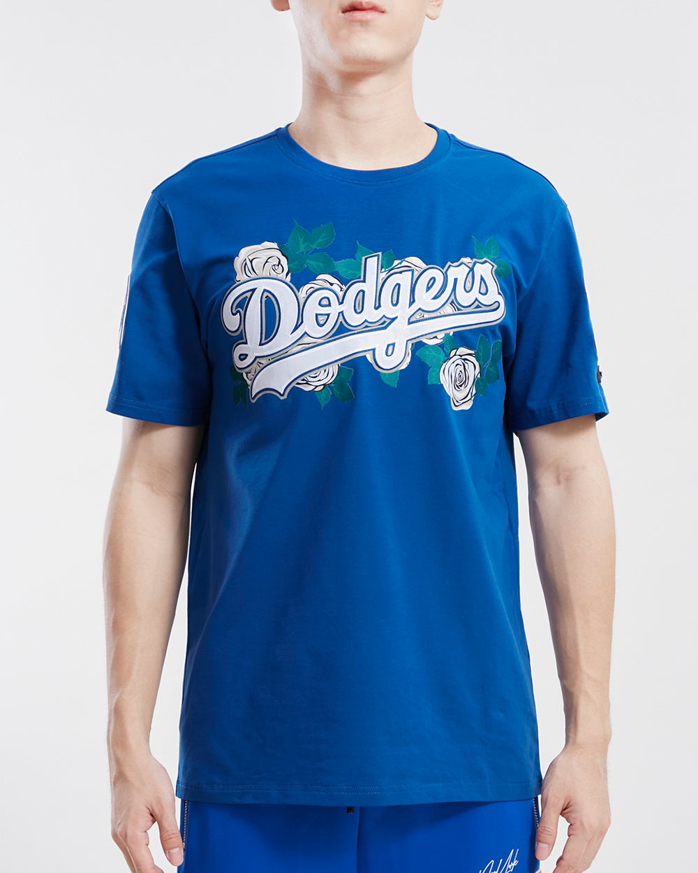 Los Angeles Dodgers Women Top Large Blue T-Shirt Logo Short Sleeve V Neck  Tee