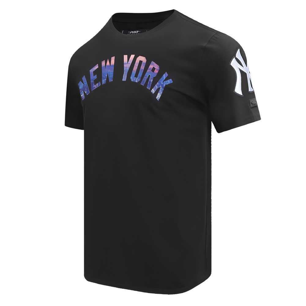 MLB NEW YORK YANKEES CITY SCAPE MEN'S TOP (WHITE)