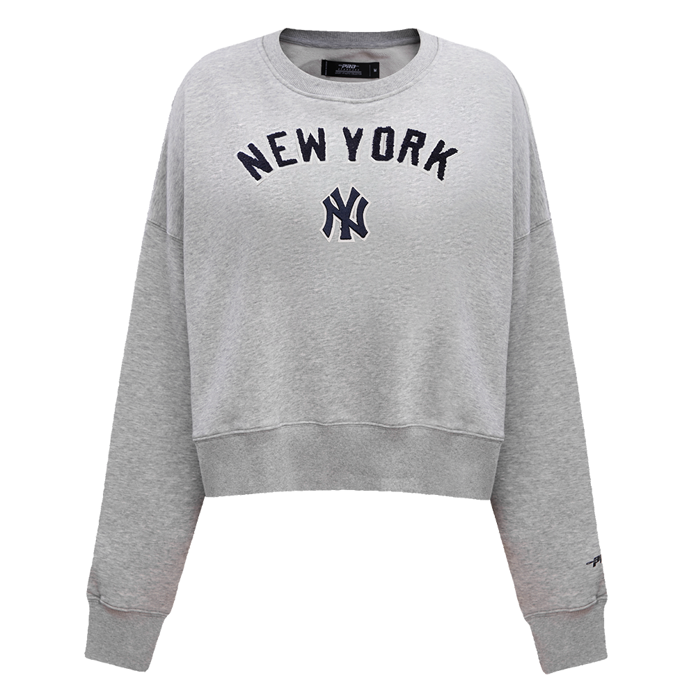 Women's top yankees sweatshirt