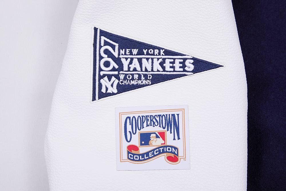 Vintage Majestic New outlets York Yankees Chenille 1952 Patch Hoodie Cooperstown Collect