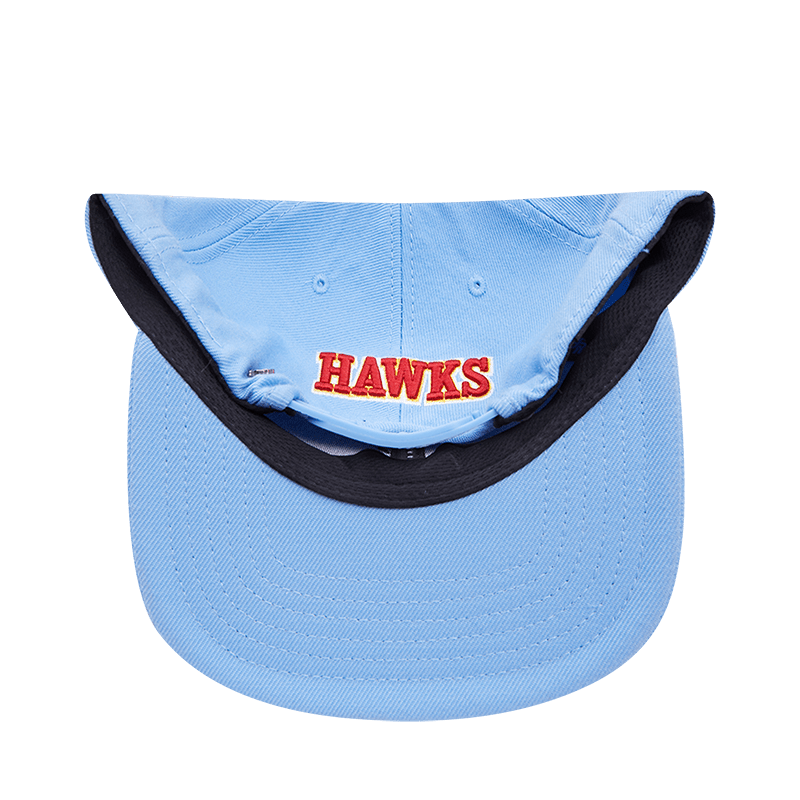ATLANTA HAWKS CLASSIC LOGO SNAPBACK HAT (UNIVERSITY BLUE)