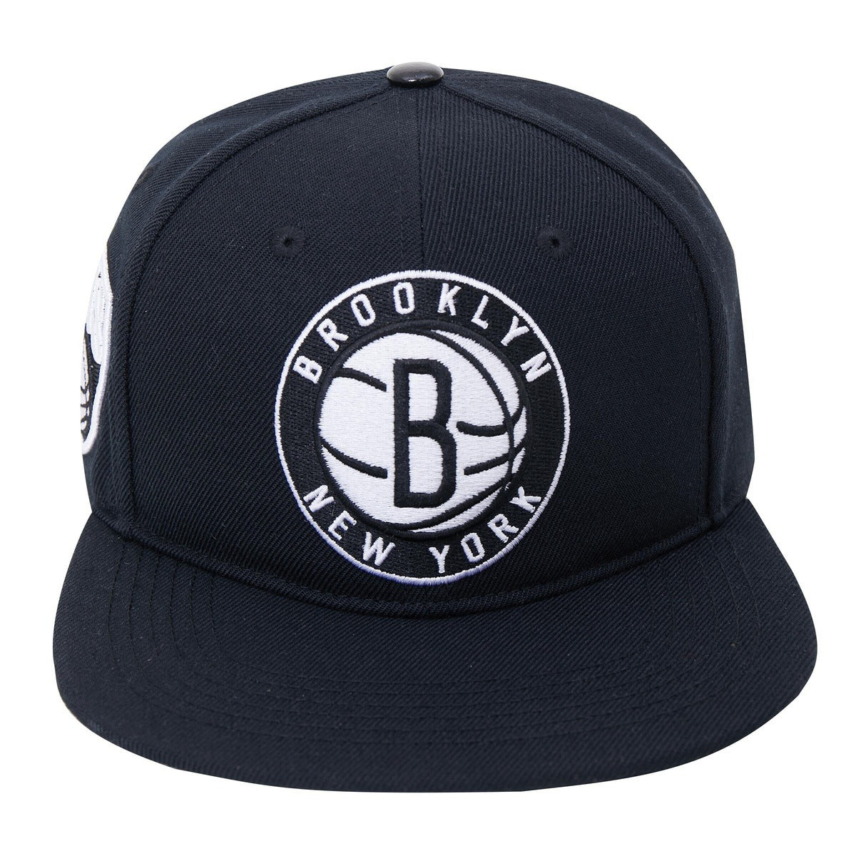 NBA BROOKLYN NETS CLASSIC LOGO UNISEX SNAPBACK HAT (BLACK)