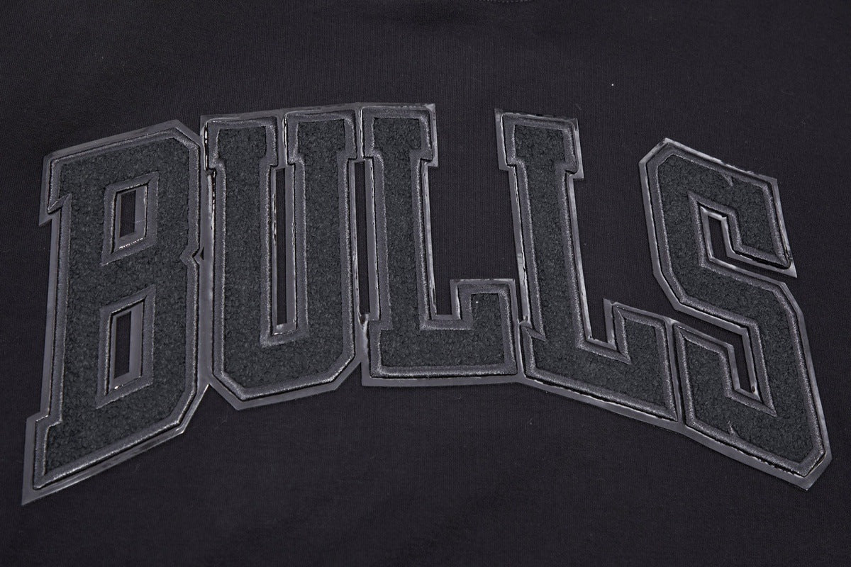 Pro Standard Chicago Bulls Triple Black Logo Pro Team Shirt (Black)  BCB153444