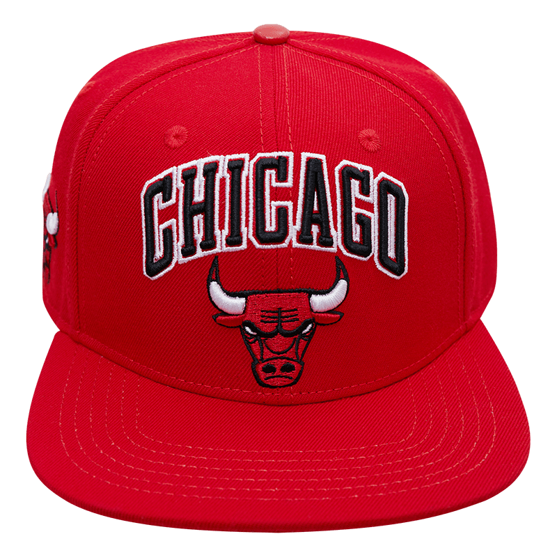 Pro Standard Bulls 2-Tone Logo Snapback Hat in White/Red One Size | WSS