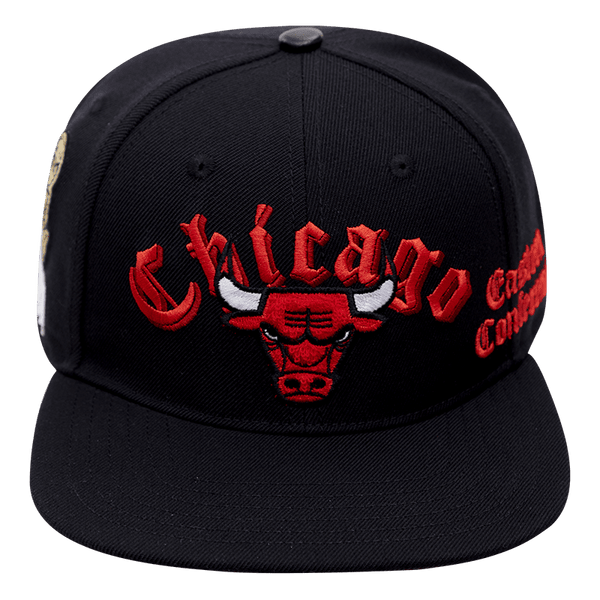 Mitchell & Ness Old English Chicago Bulls Snapback Hat for Men