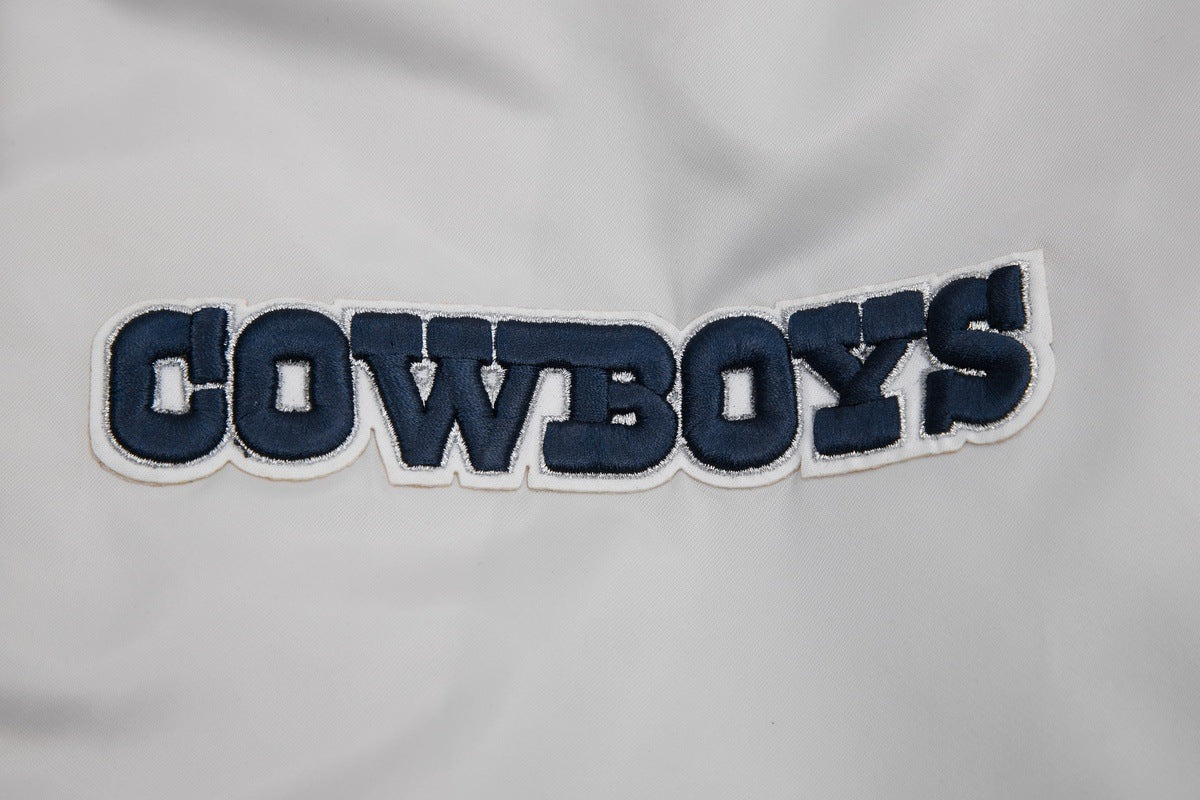 DALLAS COWBOYS CHEST HIT LOGO SATIN JACKET (SILVER) – Pro Standard