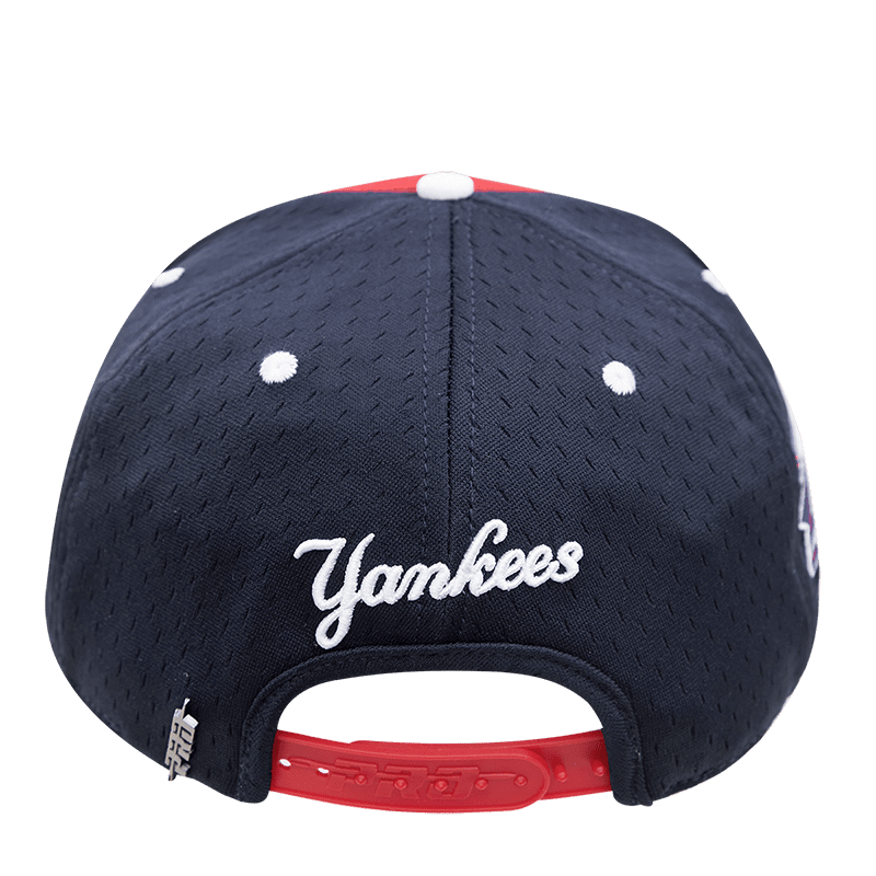 MLB NEW YORK YANKEES PINCHFRONT MESHBACK FLATBRIM (RED)